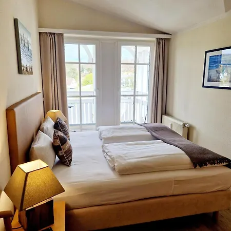 Moderne Mit Balkon Und Wlan In Sellin (Rugen)